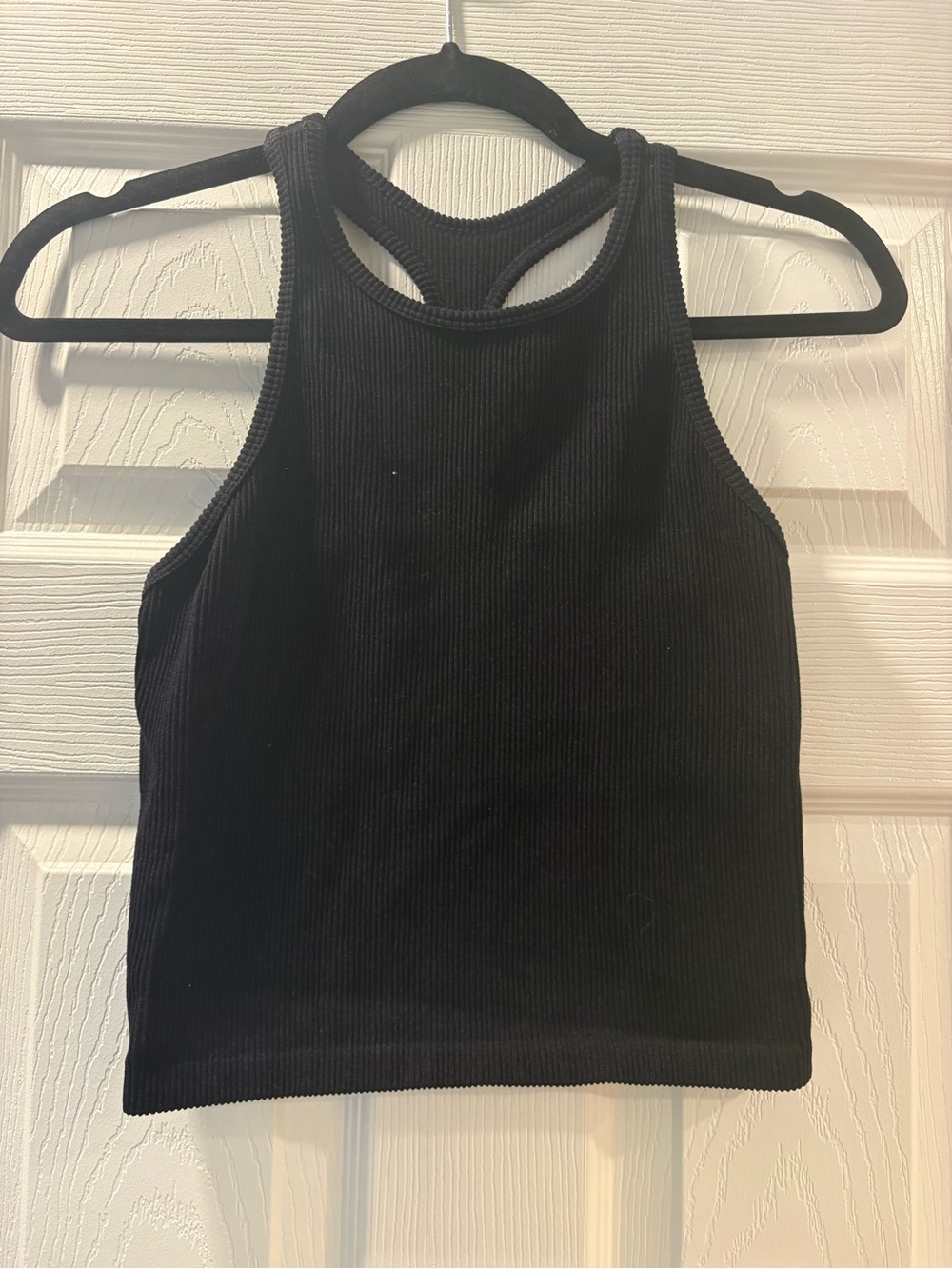 Black Ribbed Racerback Crop Top - Women